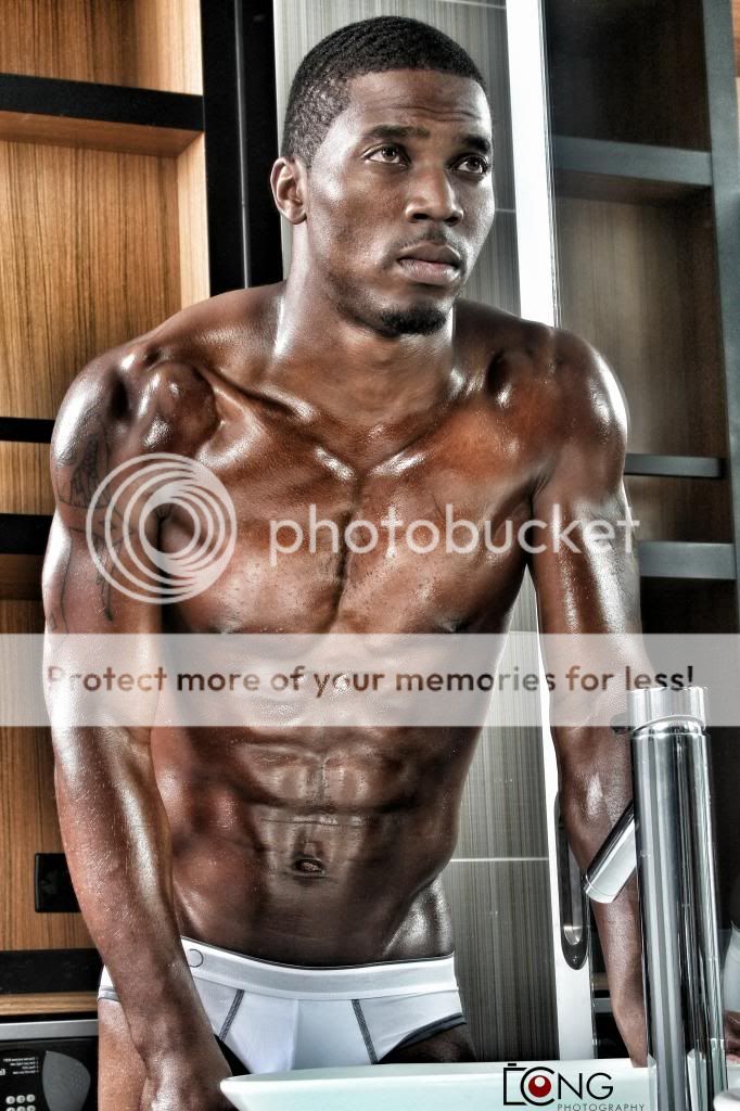 http://i647.photobucket.com/albums/uu194/CNGStudios/405b1a4b-a452-48c4-8a83-d1d7fa13c73a_zps6c5a3963.jpg