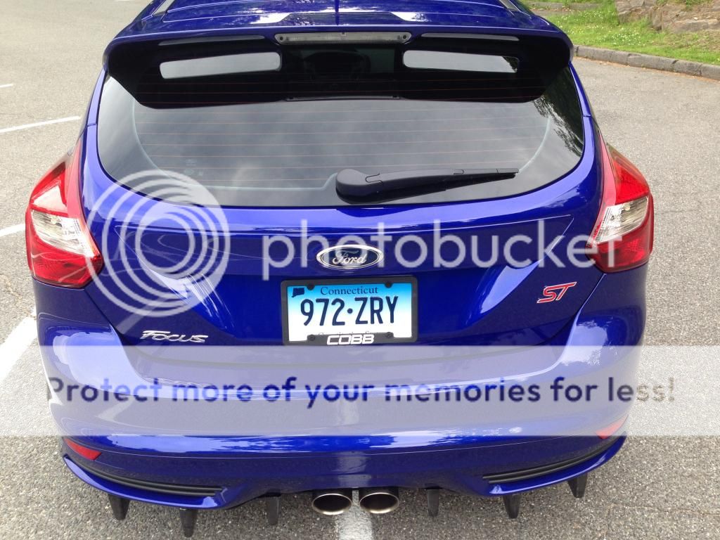 http://i647.photobucket.com/albums/uu197/robt712/Focus%20ST/cf13_zps2095f644.jpg